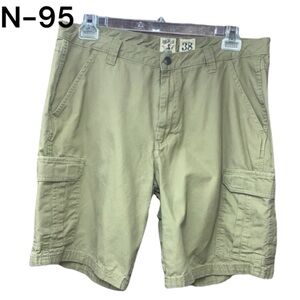 Sz38 Red Head Cargo Shorts